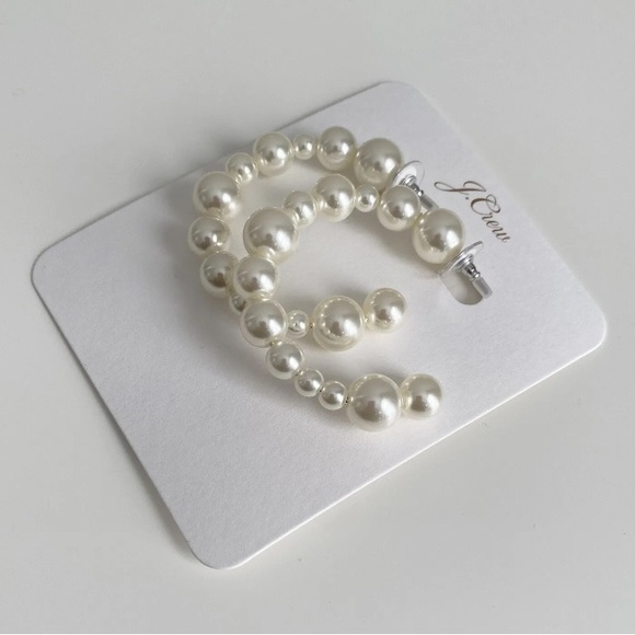 J Crew Large White Round Faux Pearl Statement Hoop Hypoallergenic Earrings NEW - Picture 2 of 10